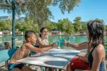 Dienste 12 163 Camping Drome Lac Bleu Ciela Village Restaurant